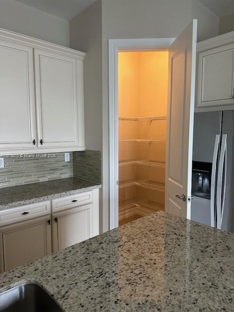 PEMBROKE LAKES SOUTH - Residential Lease