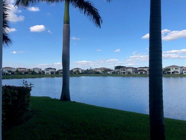 PEMBROKE LAKES SOUTH - Residential Lease