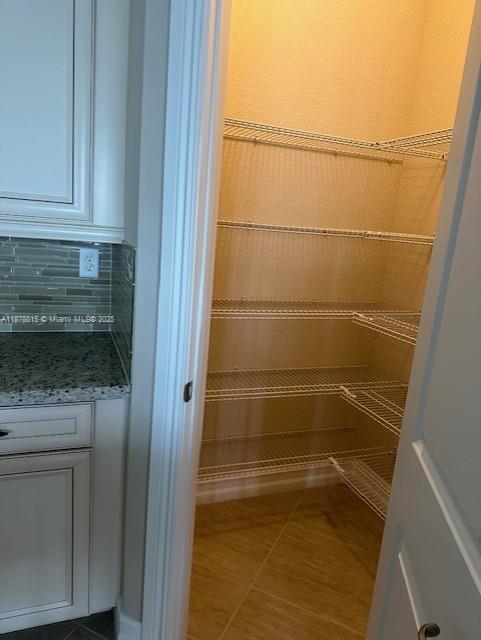 PEMBROKE LAKES SOUTH - Residential Lease