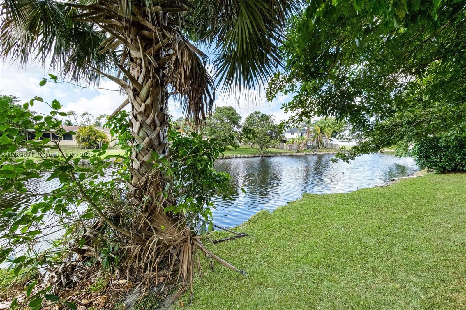 LAUDERDALE NORTH PARK SEC - Residential