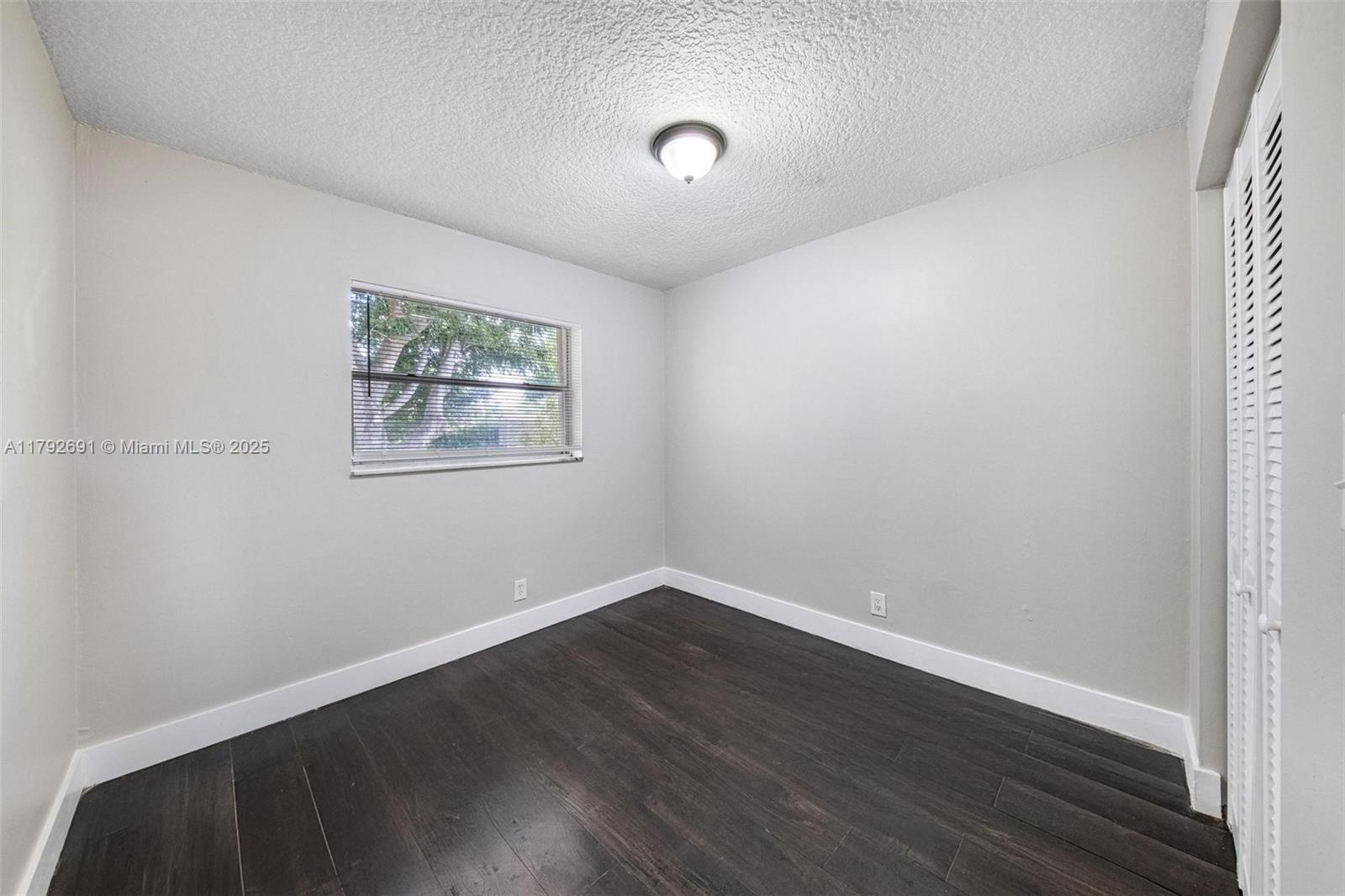 LAUDERDALE NORTH PARK SEC - Residential