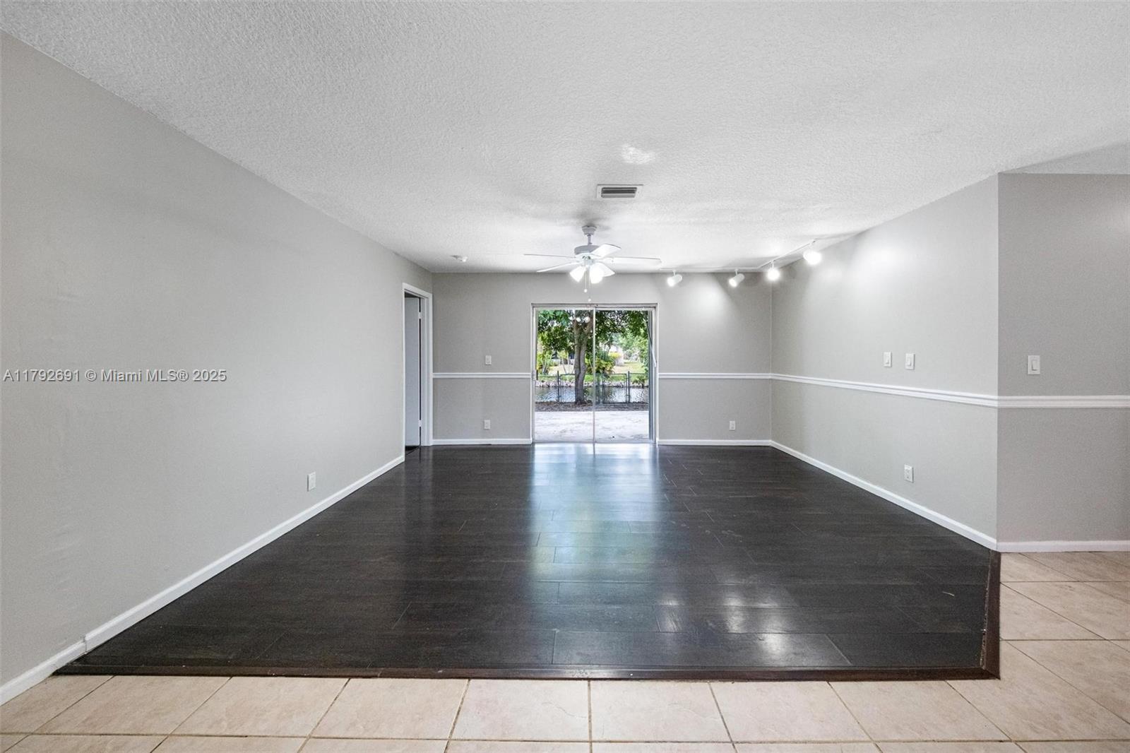 LAUDERDALE NORTH PARK SEC - Residential