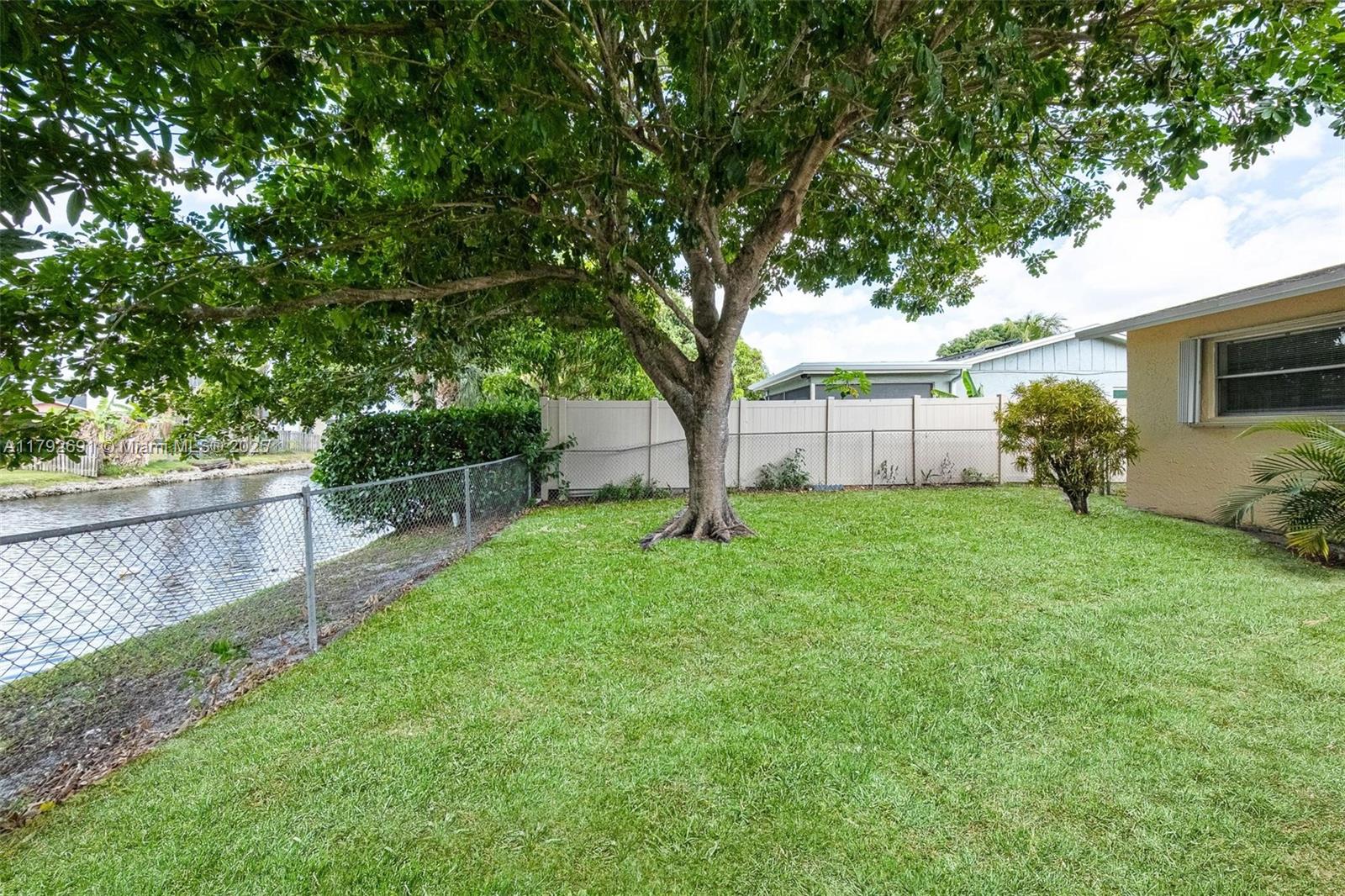 LAUDERDALE NORTH PARK SEC - Residential