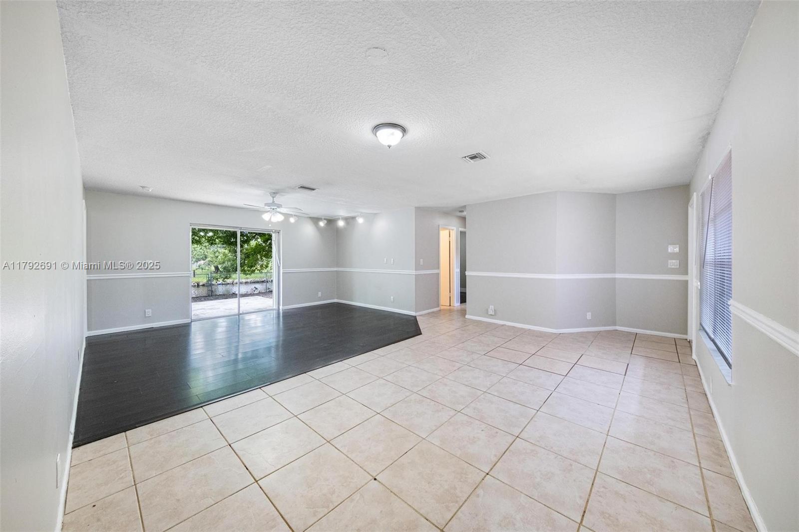 LAUDERDALE NORTH PARK SEC - Residential