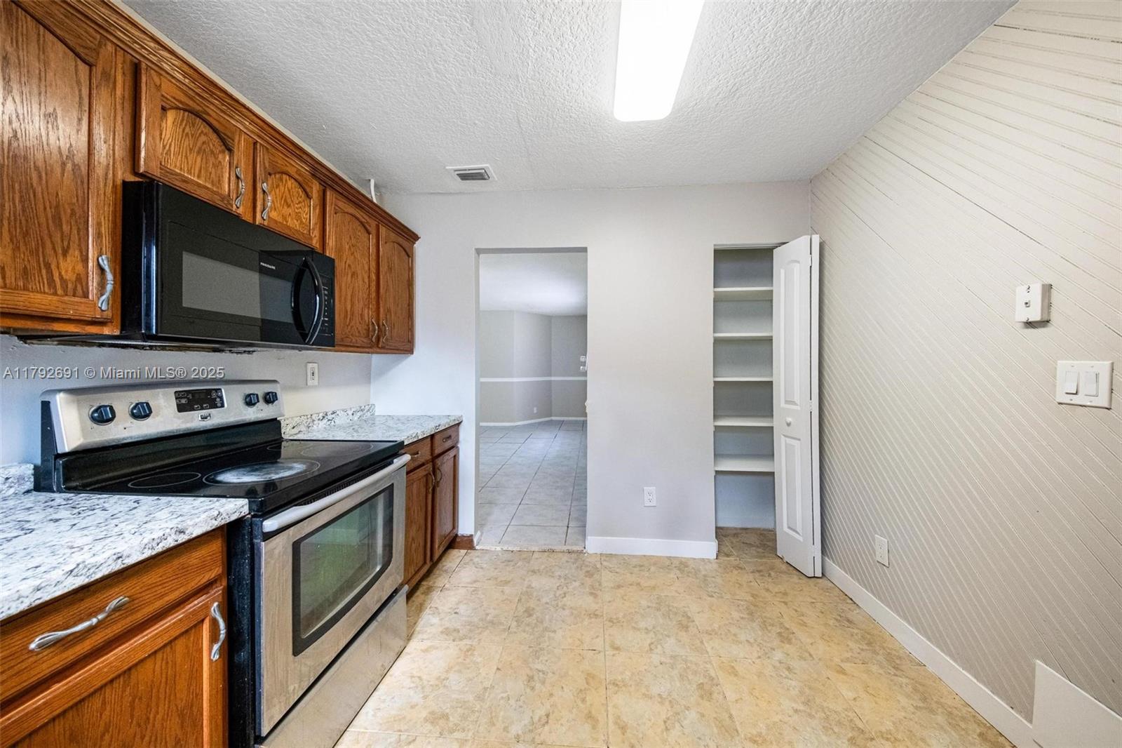 LAUDERDALE NORTH PARK SEC - Residential