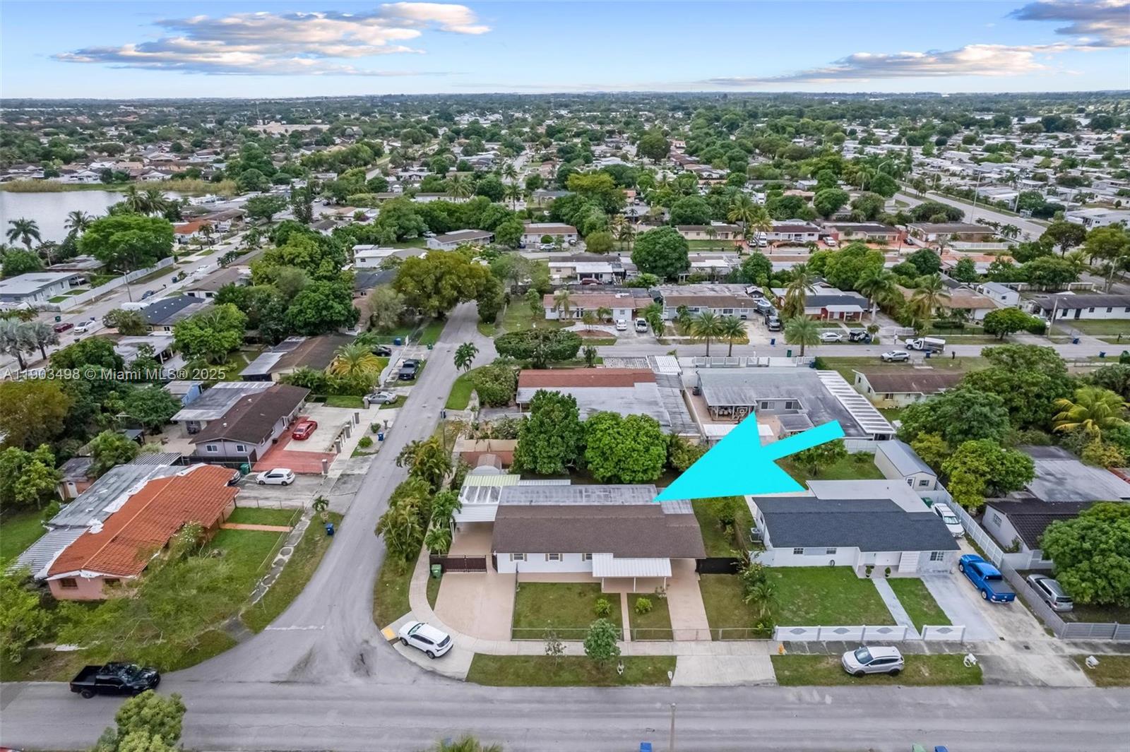 MIAMI GARDENS MANOR SEC 3 - Residential