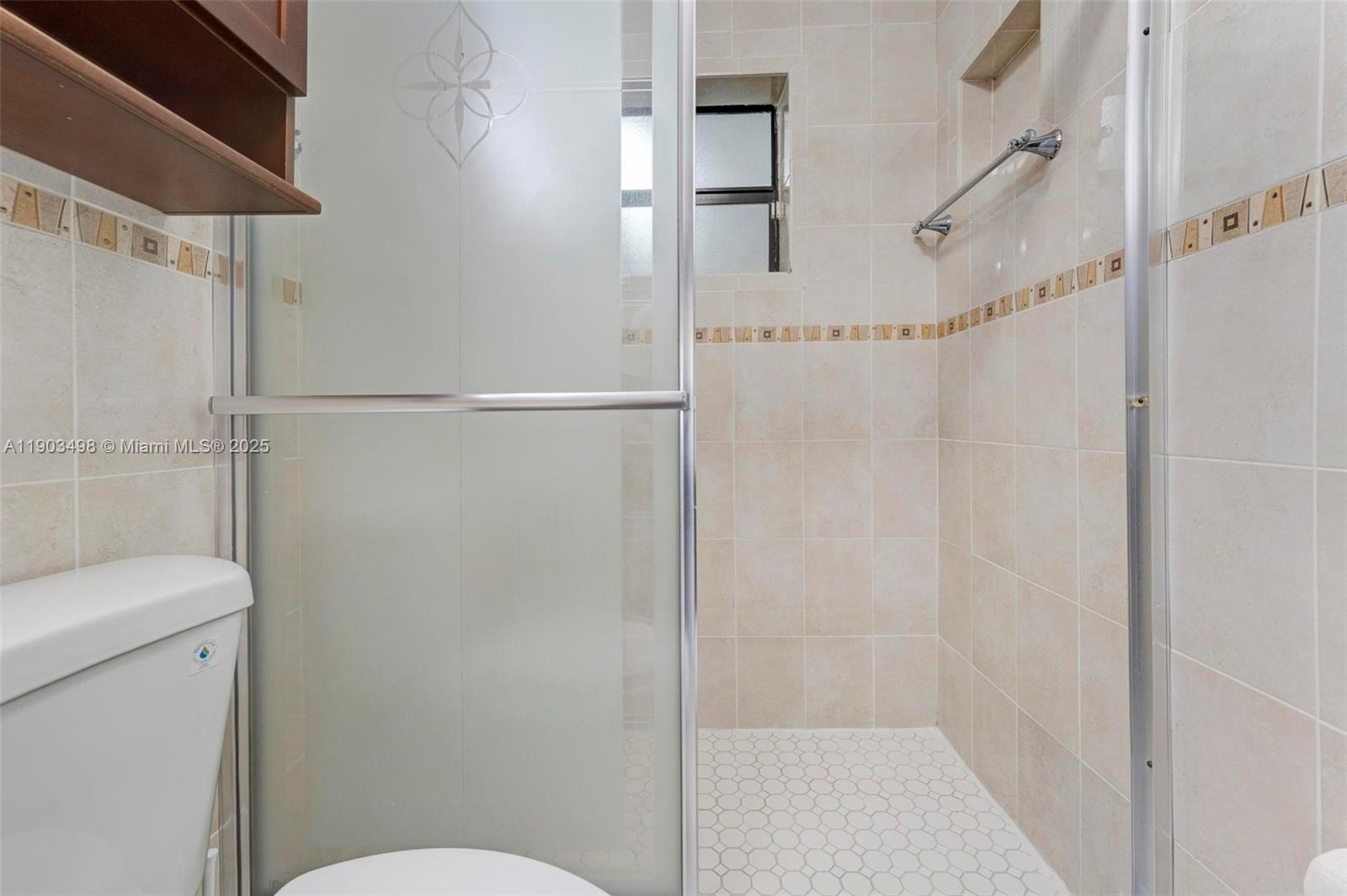 MIAMI GARDENS MANOR SEC 3 - Residential