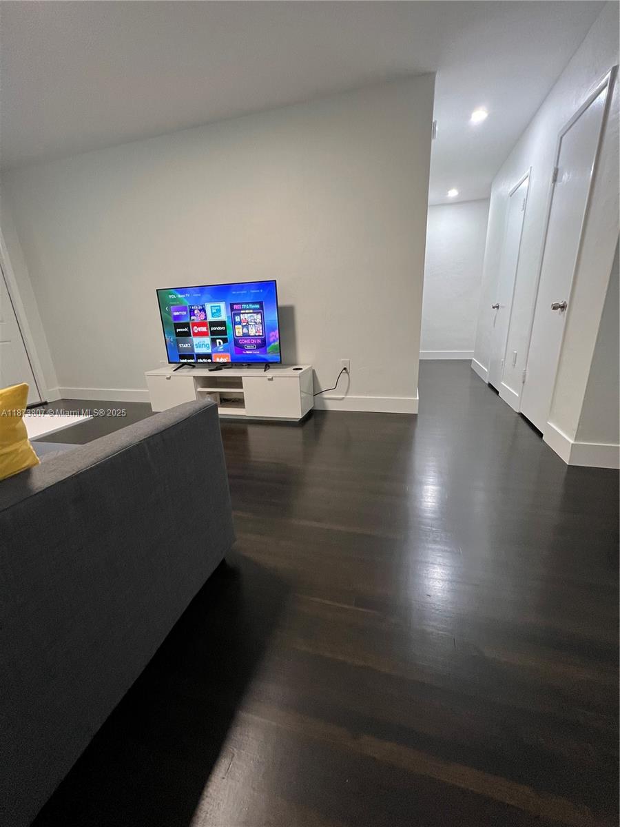 OCEAN BEACH ADDN NO 3 - Residential Lease