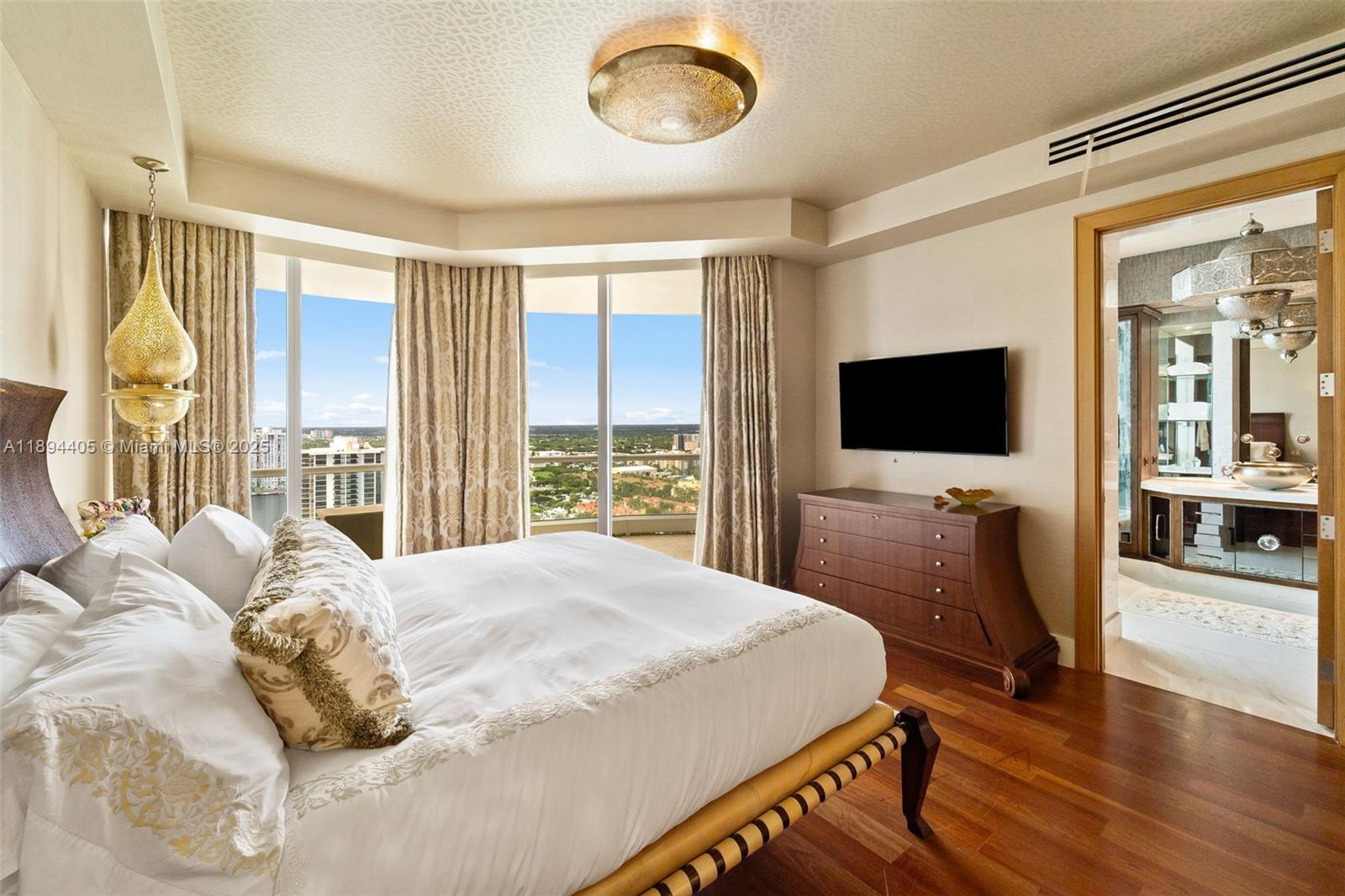 7000 ISL BLVD WILLIAMS IS - Residential