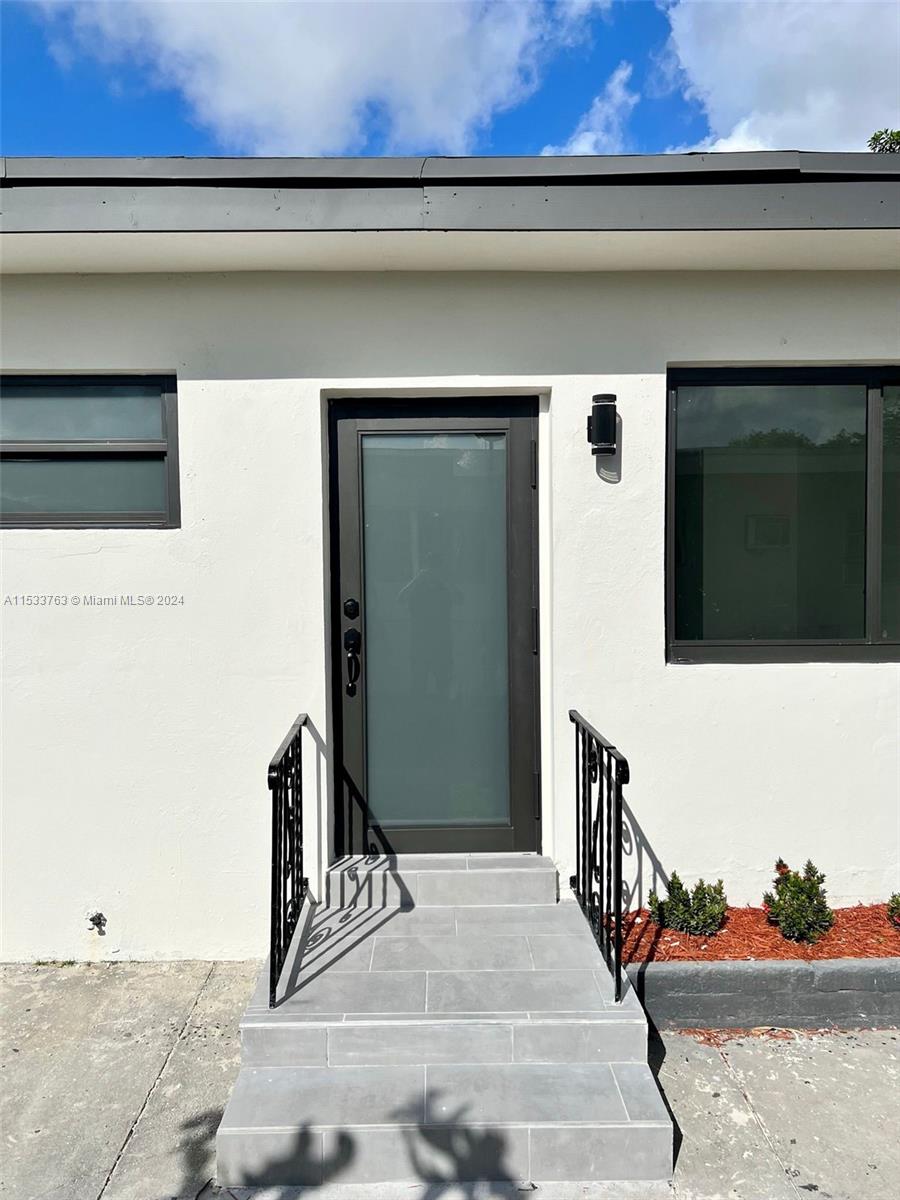 MELROSE HEIGHTS - Residential Income