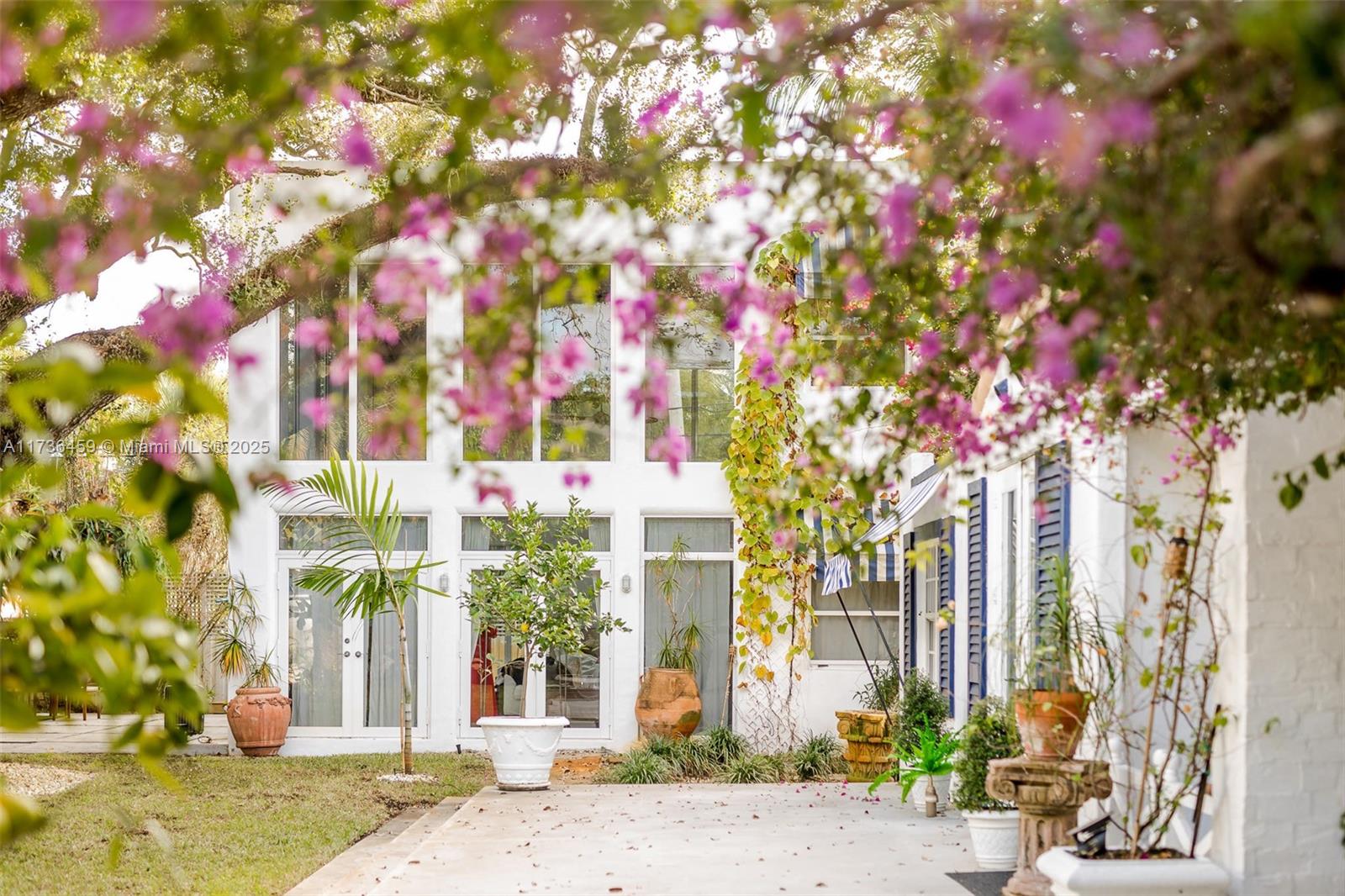 AQUA MARINE - Residential