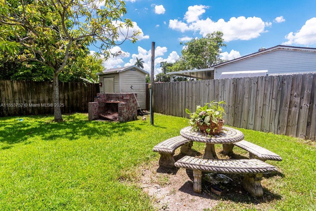 PRINCETONIAN WEST - Residential