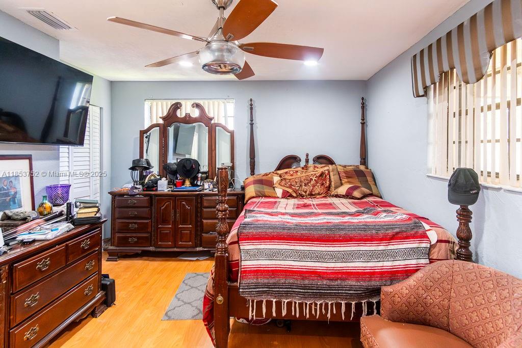 PRINCETONIAN WEST - Residential