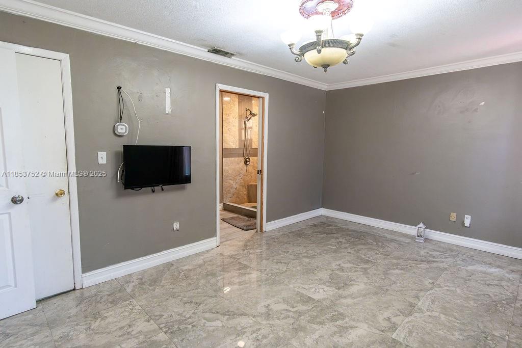 PRINCETONIAN WEST - Residential