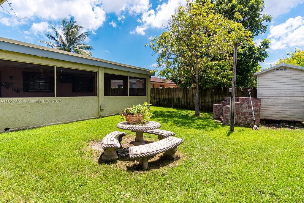 PRINCETONIAN WEST - Residential