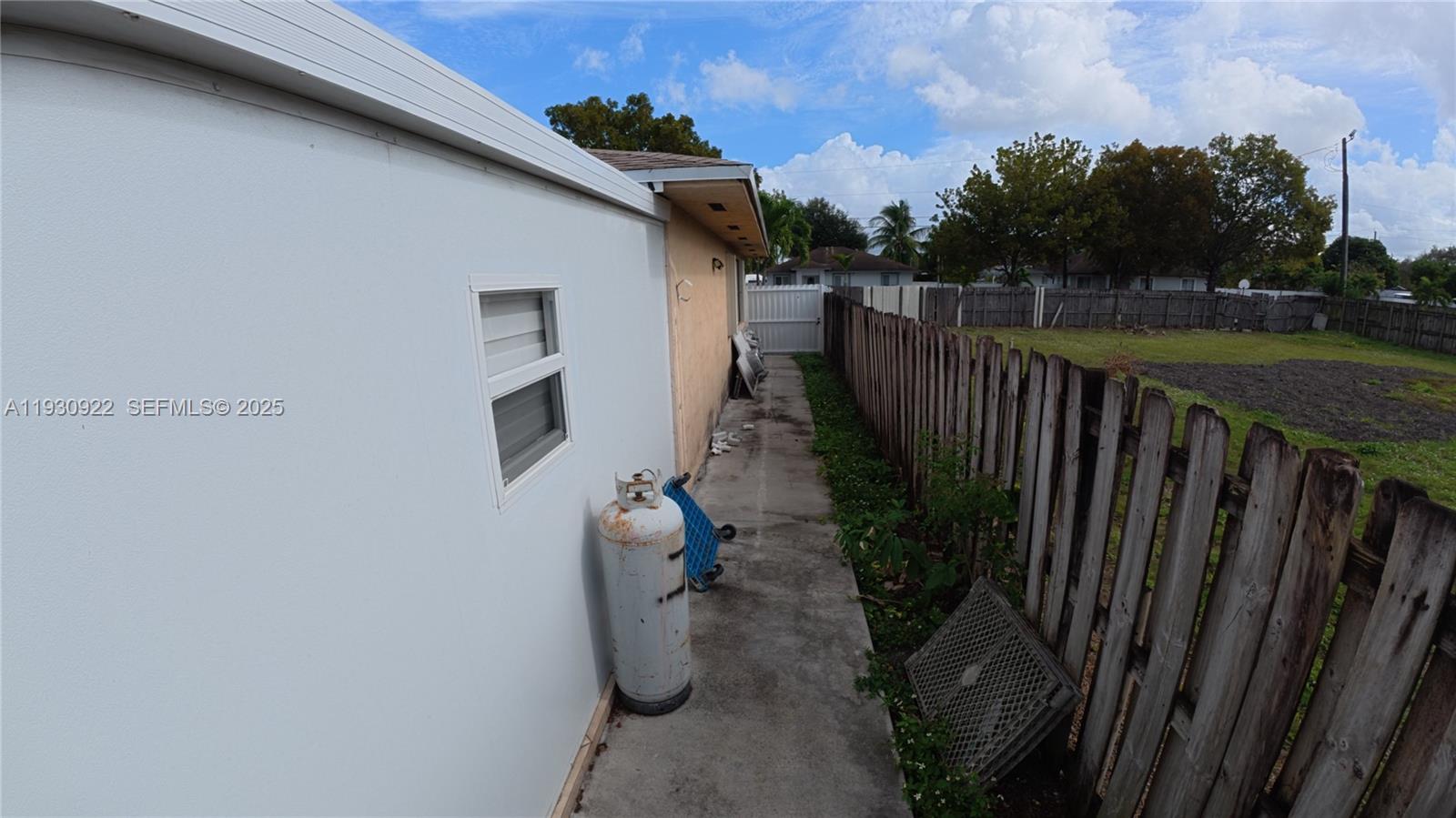 VENETIAN GARDEN REV - Residential