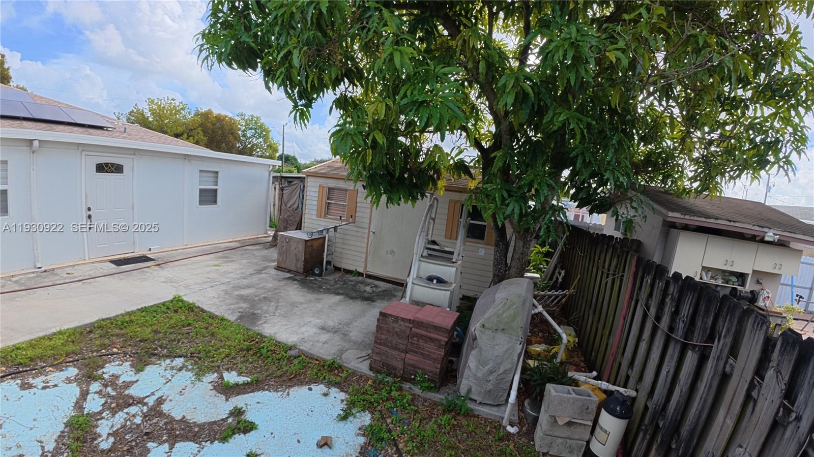 VENETIAN GARDEN REV - Residential