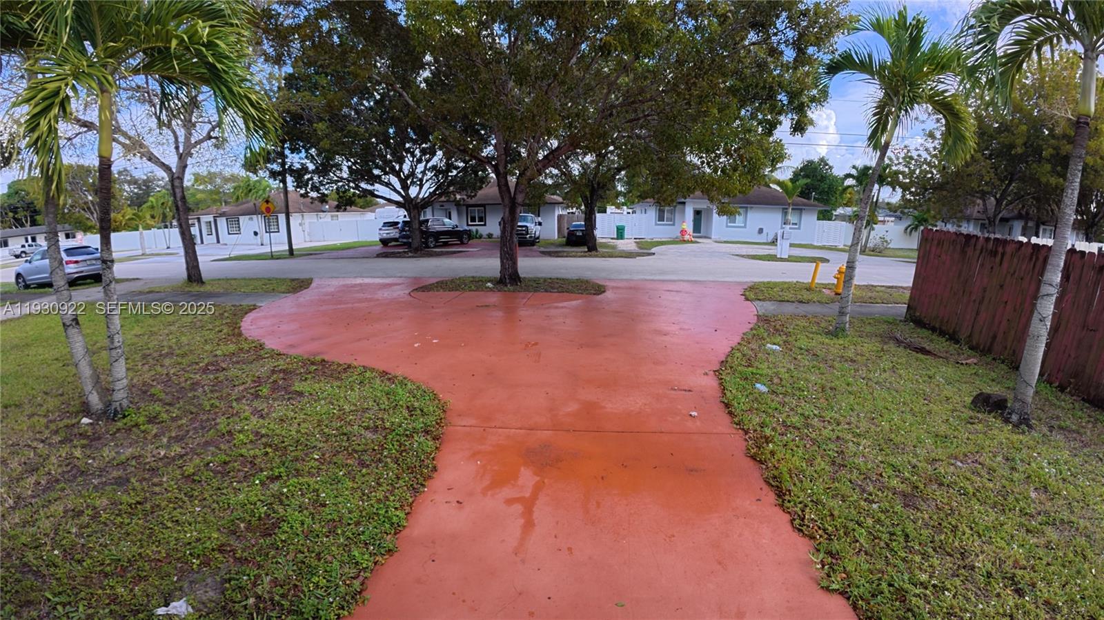 VENETIAN GARDEN REV - Residential