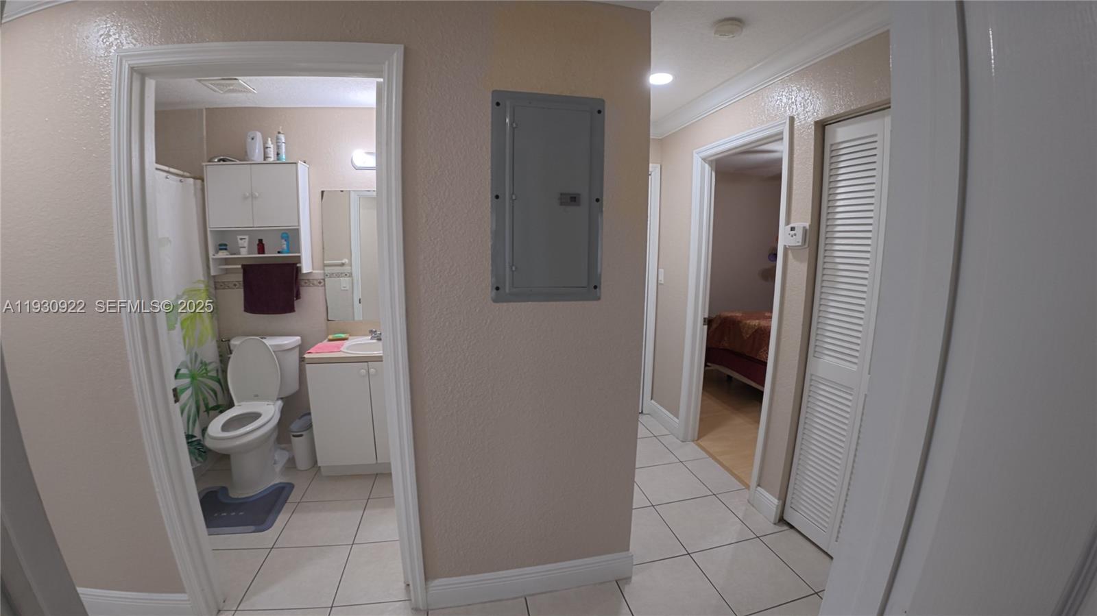 VENETIAN GARDEN REV - Residential