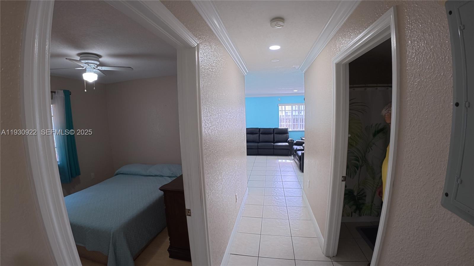 VENETIAN GARDEN REV - Residential