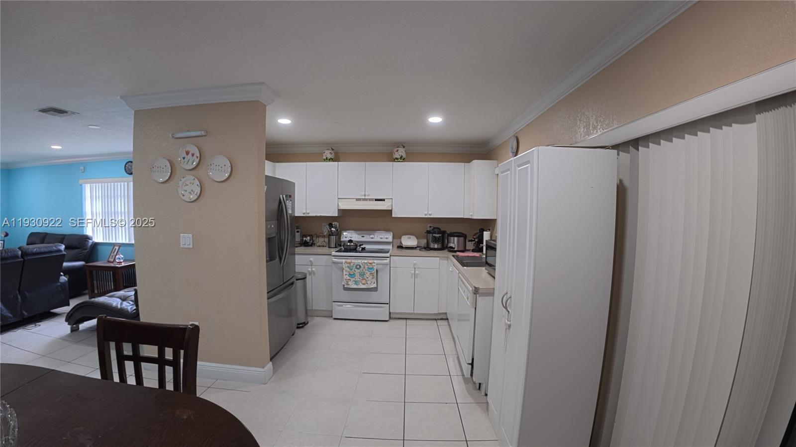 VENETIAN GARDEN REV - Residential