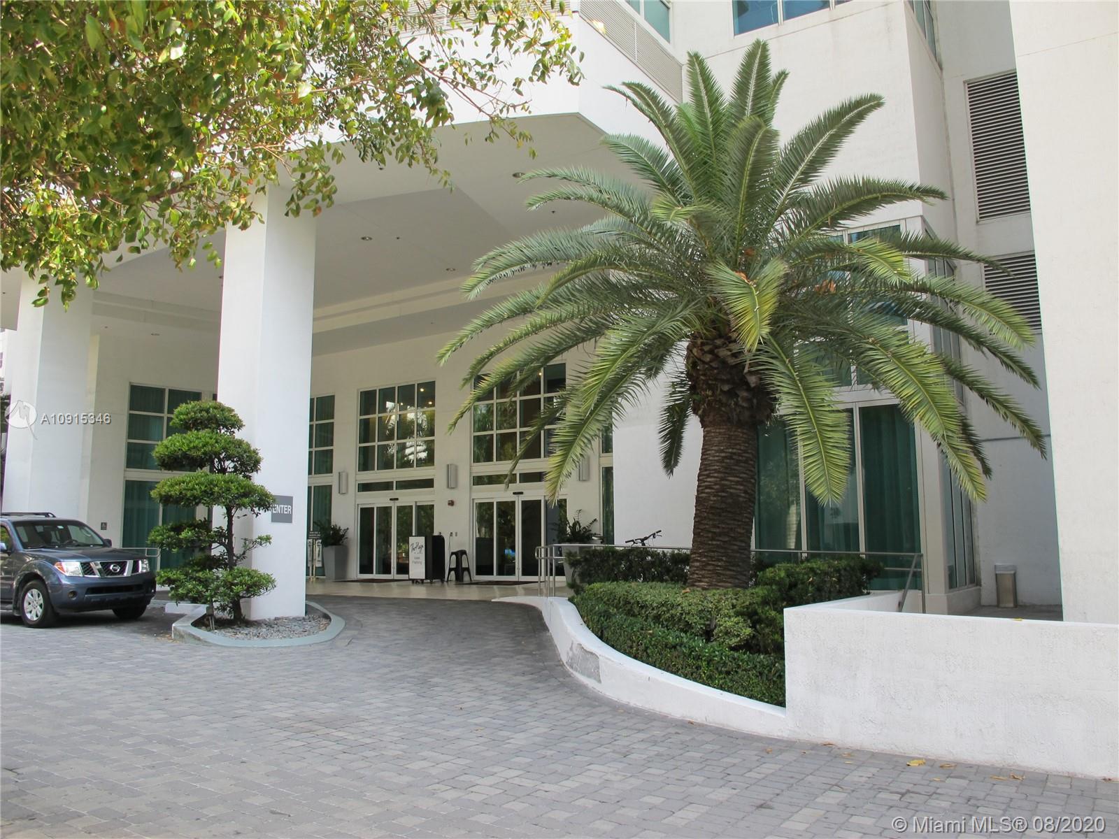 THE PLAZA 901 BRICKELL CO - Residential Lease