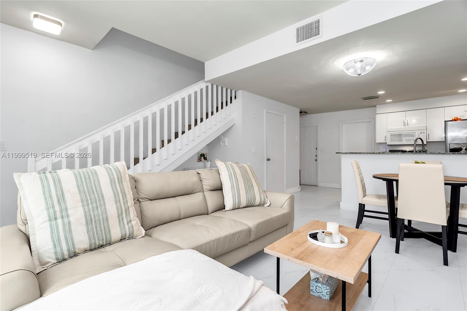 SECTORS 3 & 4 BOUNDARY PL - Residential