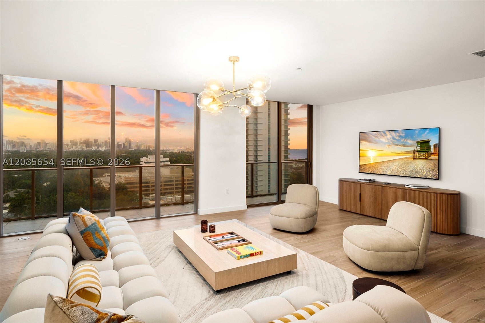2678 Tigertail Ave 1101