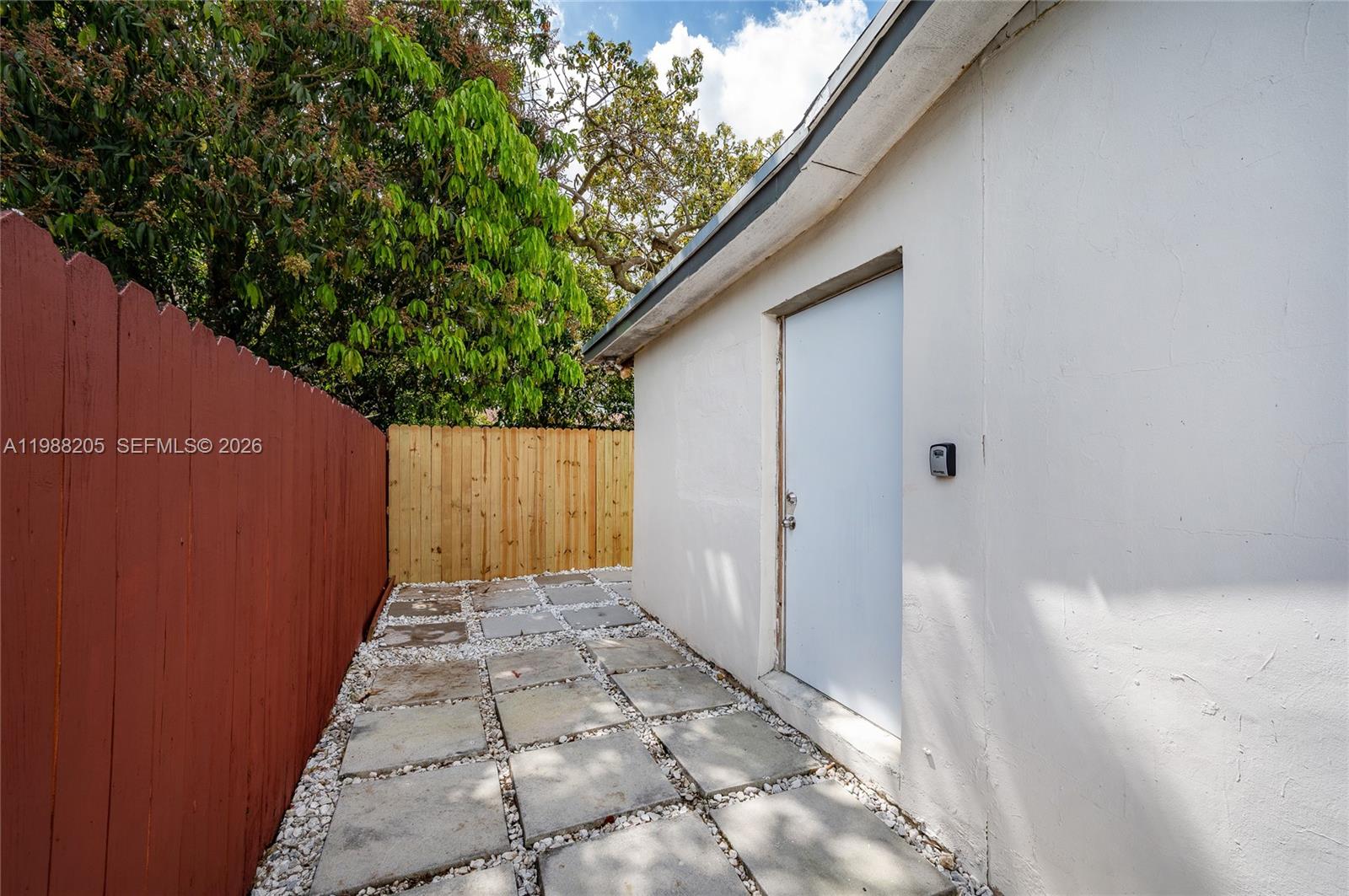 FAIRWAY ESTATES SEC 7 - Residential Lease