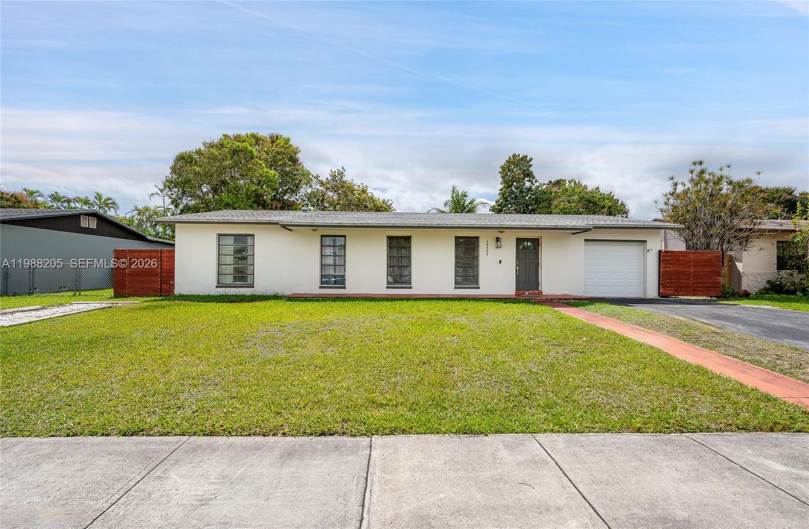 FAIRWAY ESTATES SEC 7 - Residential Lease