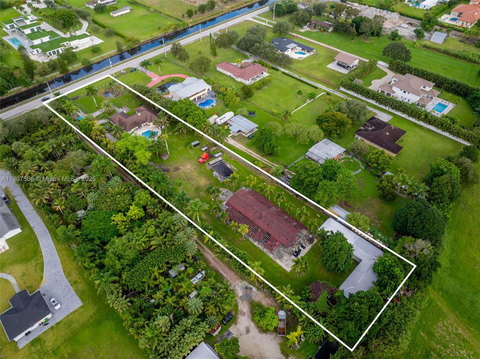Property for Sale at 5310 Sw 172nd Ave, Southwest Ranches, Broward County, Florida - Bedrooms: 5 
Bathrooms: 3  - $1,789,900