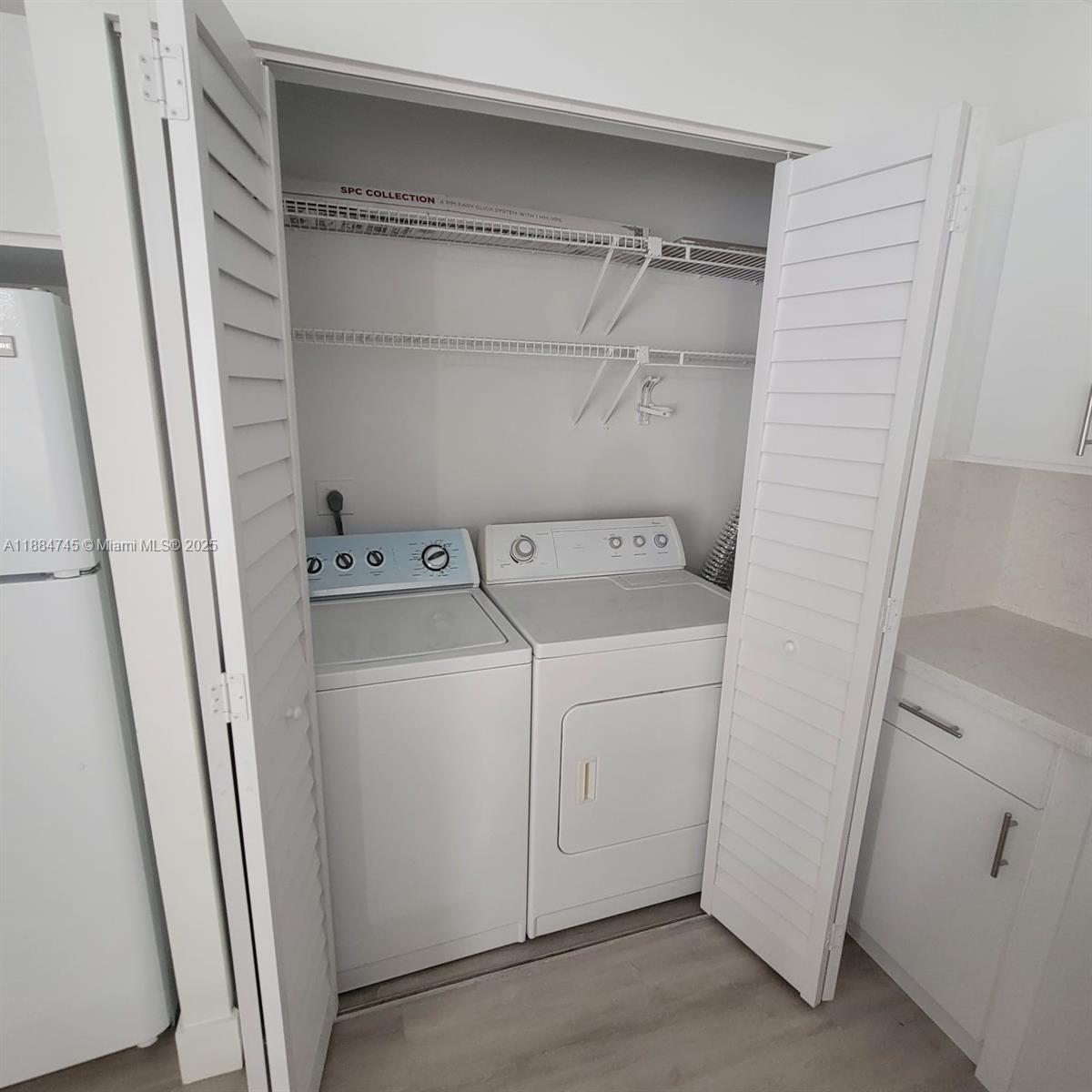 MEDITERRANEAN VILLAS COND - Residential Lease