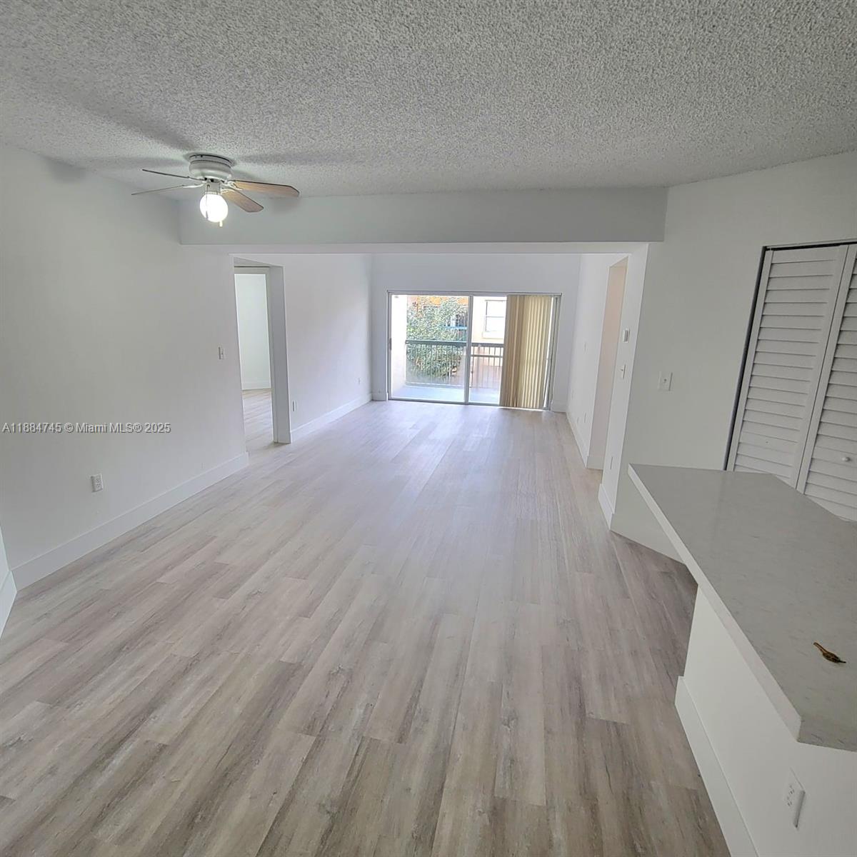 MEDITERRANEAN VILLAS COND - Residential Lease