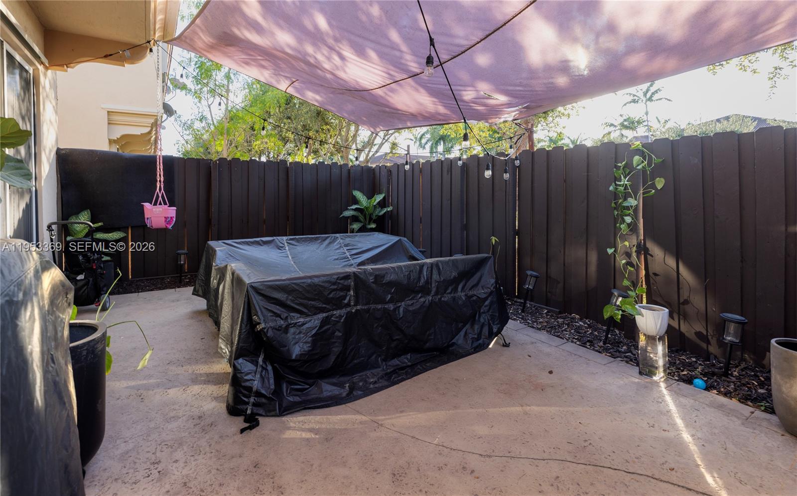 COURTS AT TUSCANY - Residential