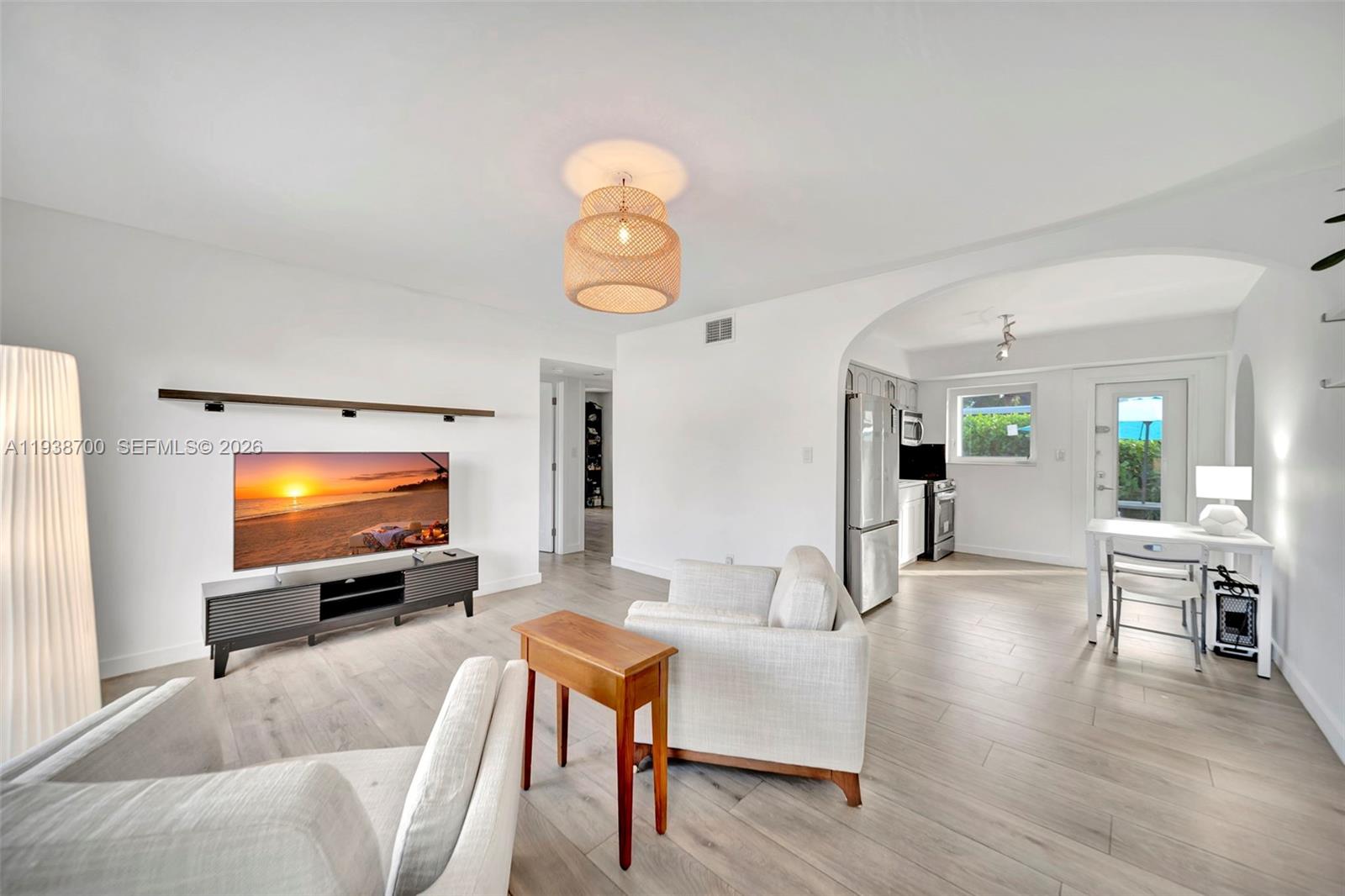 POMPANO ISLES - Residential