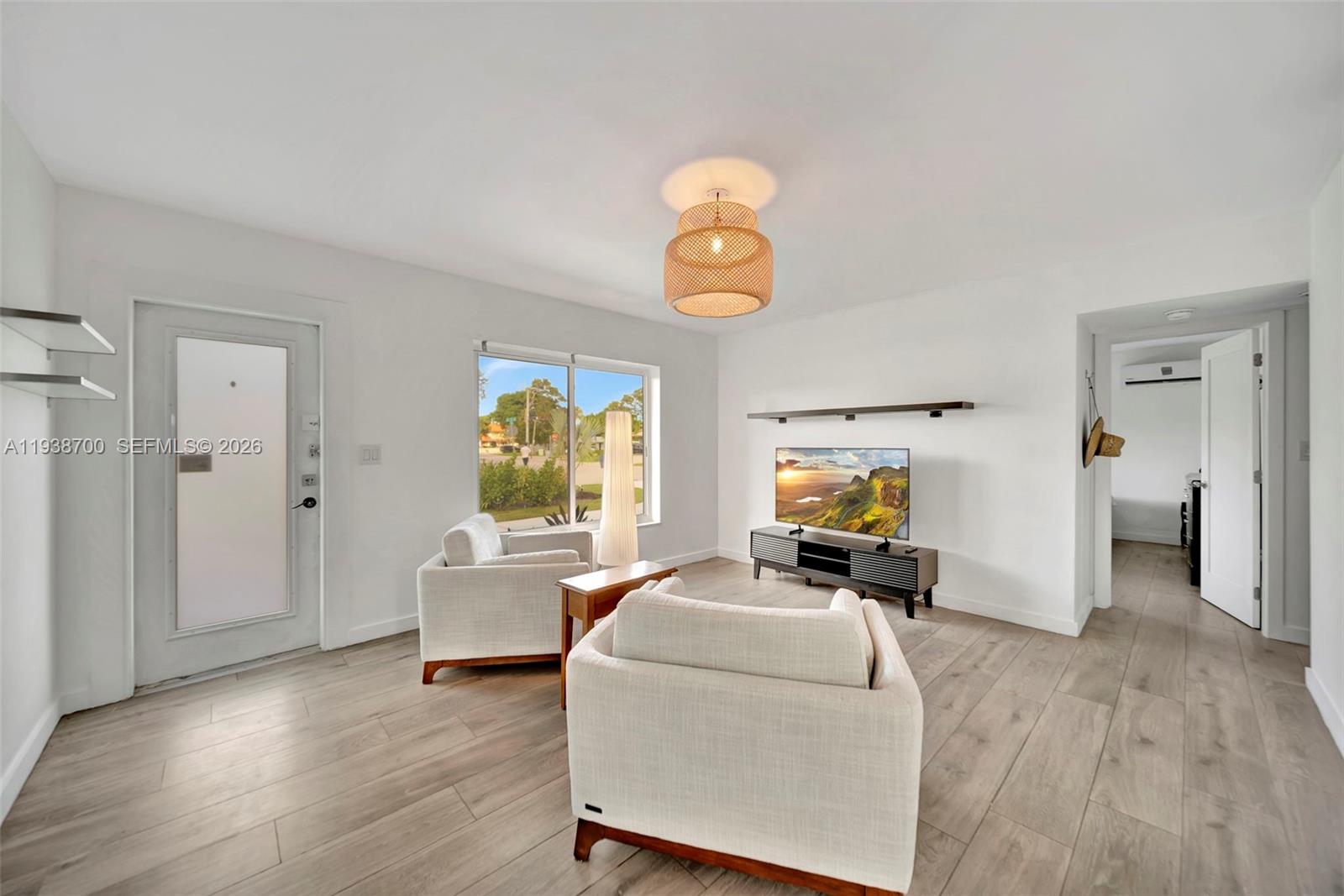 POMPANO ISLES - Residential