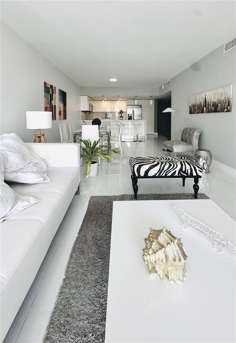 OCEANVIEW BUILDING A COND - Residential