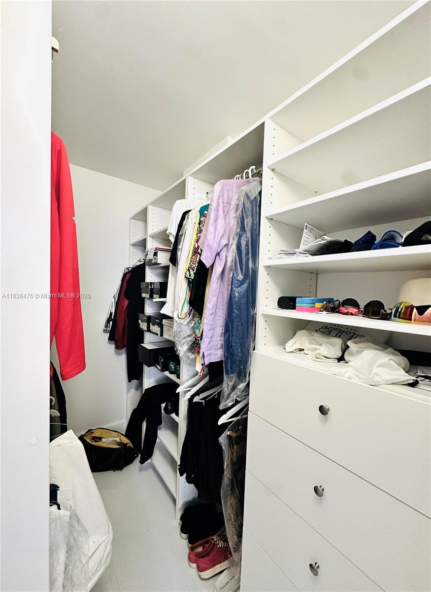 OCEANVIEW BUILDING A COND - Residential