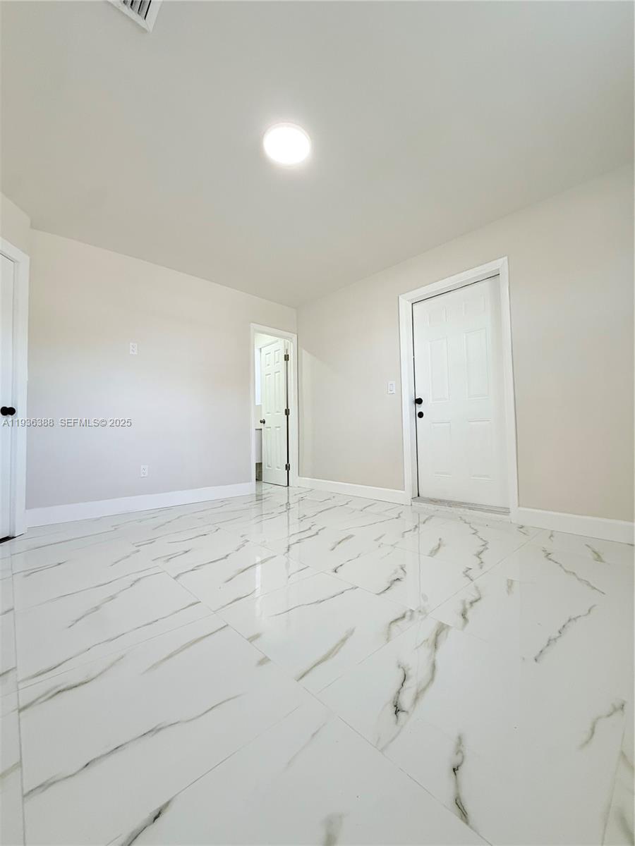 DRIFTWOOD ESTATES NO 20 - Residential