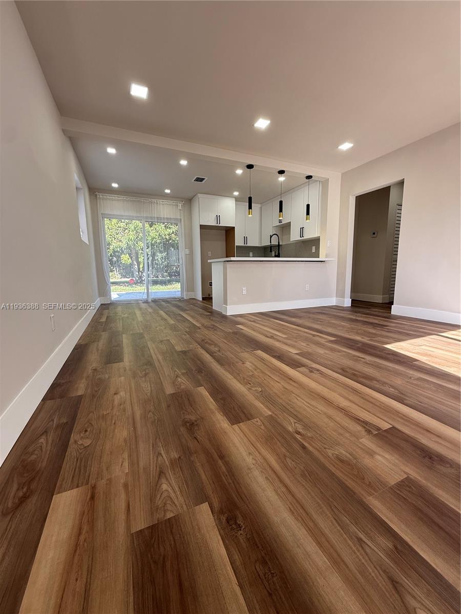 DRIFTWOOD ESTATES NO 20 - Residential