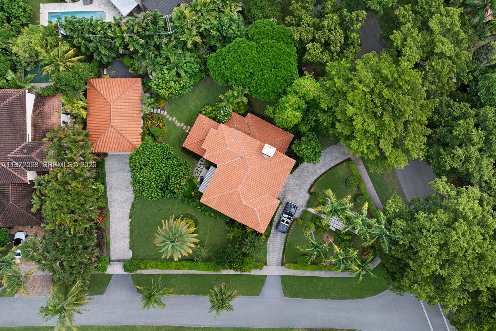 CORAL GABLES COUNTRY CLUB - Residential