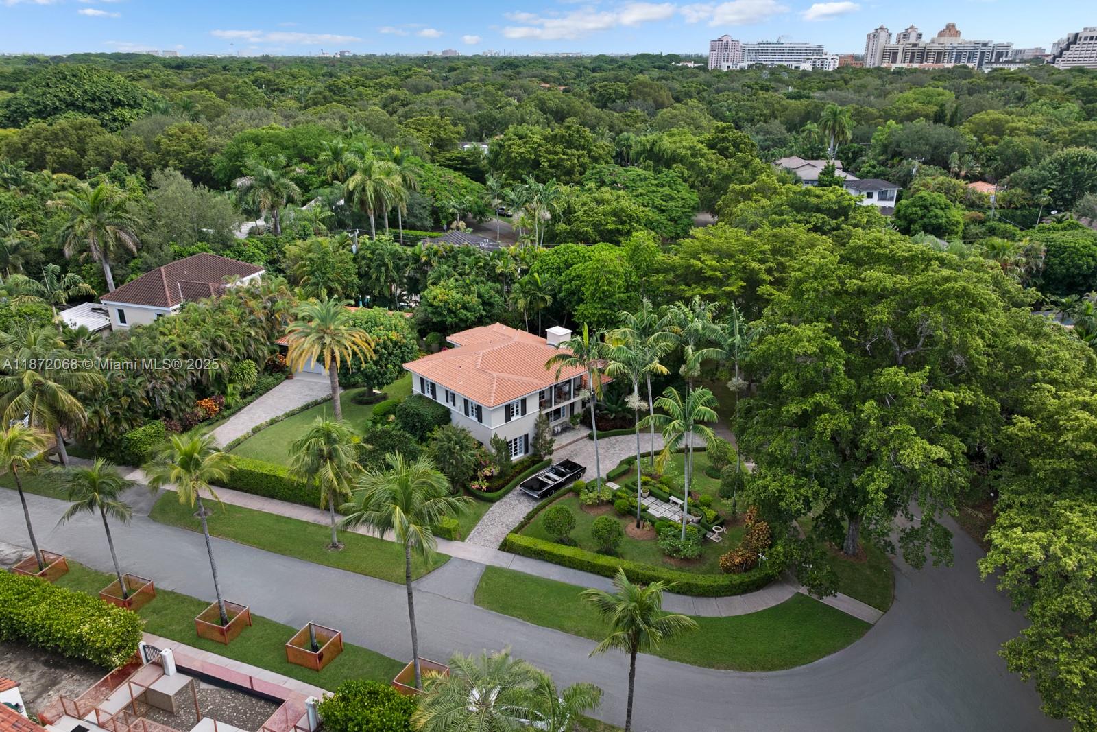CORAL GABLES COUNTRY CLUB - Residential
