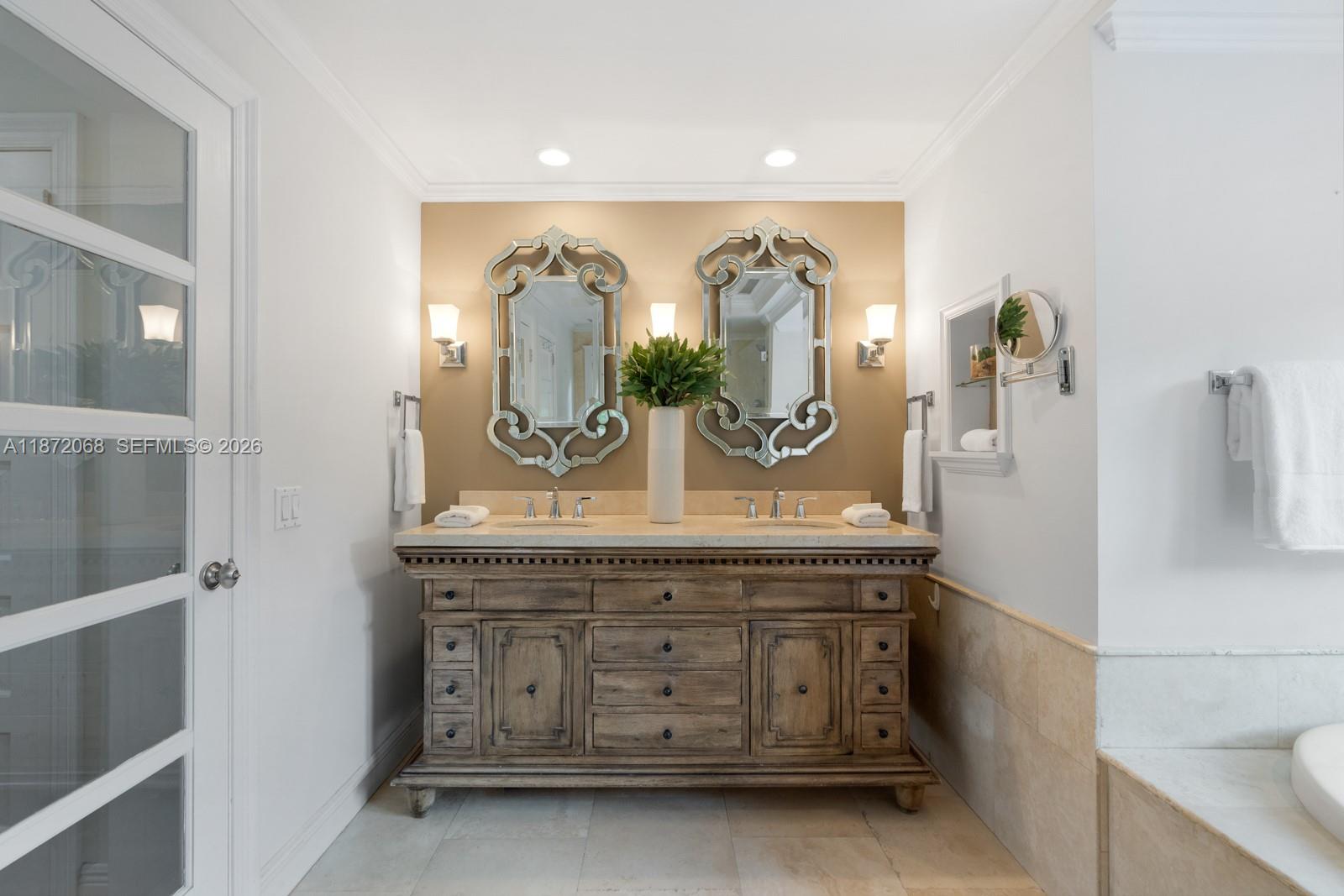 CORAL GABLES COUNTRY CLUB - Residential