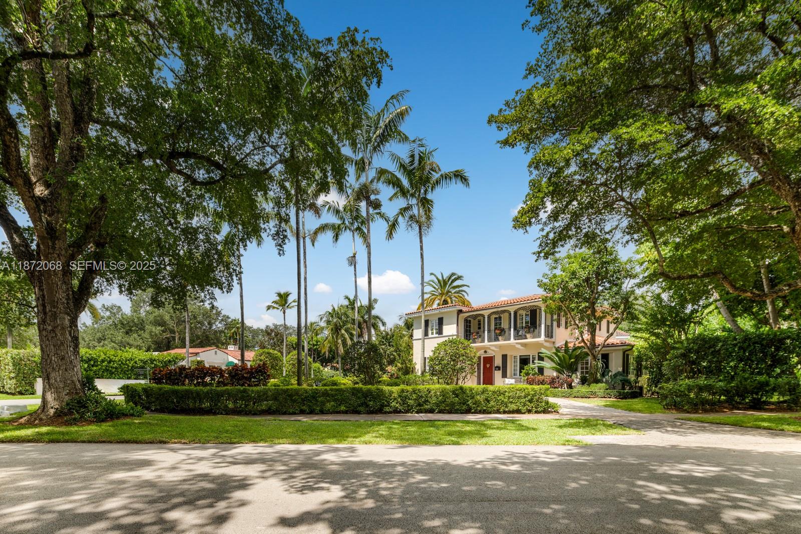 CORAL GABLES COUNTRY CLUB - Residential