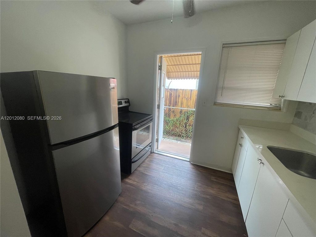 Photo of 1644 Plunkett St #EAST, Hollywood, FL 33020 (MLS # A12012080)