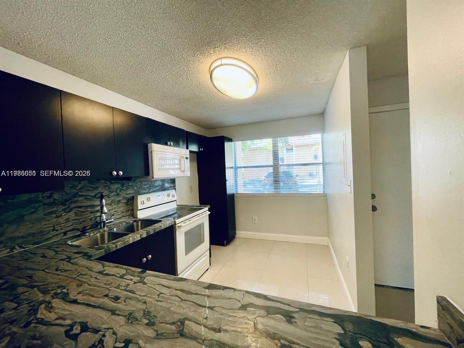 VERANO AT MIRAMAR CONDO - Residential Lease