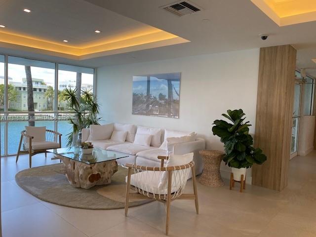 THE GRANDVIEW CONDO - Residential