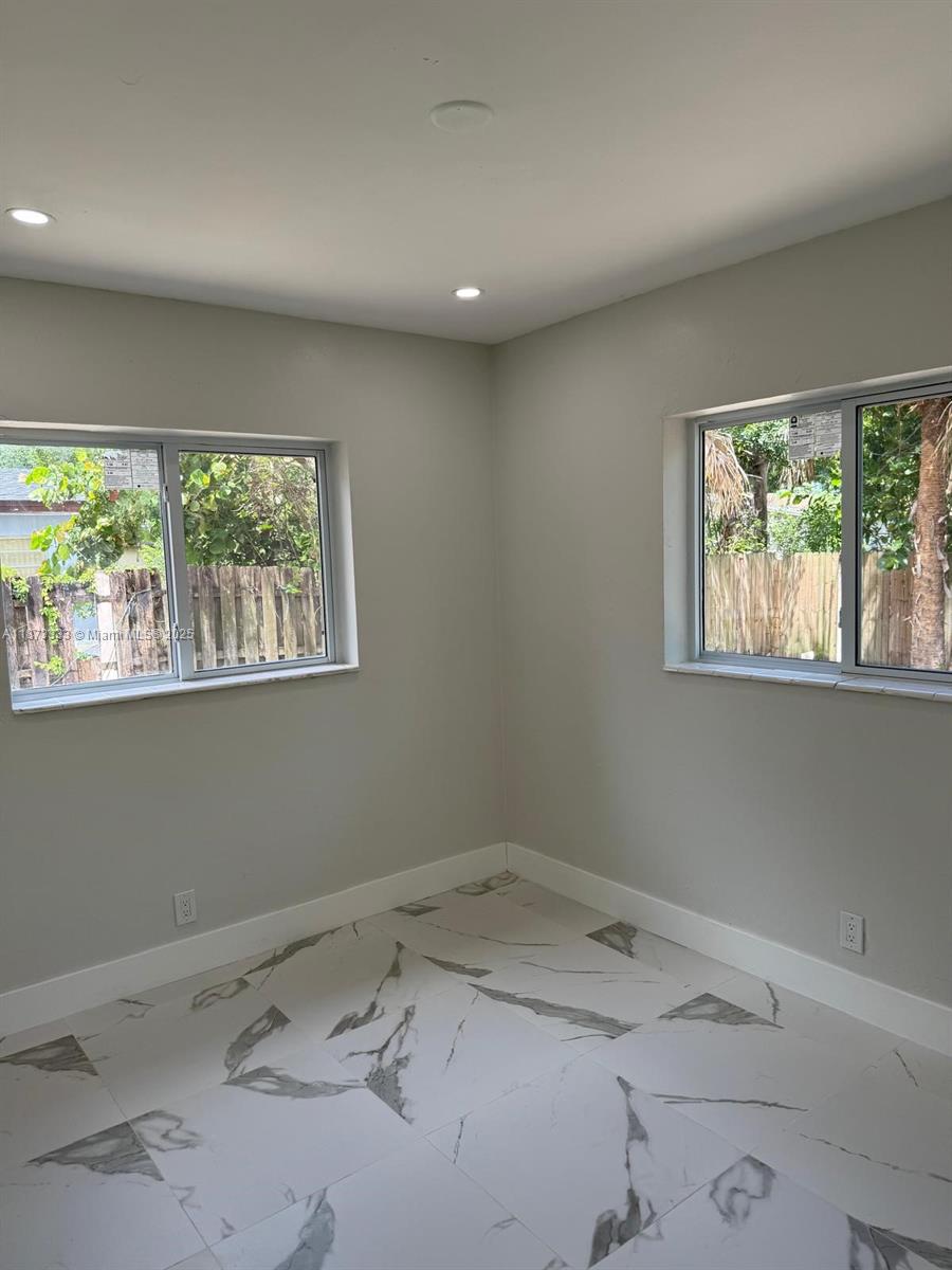 DILLARD PARK ESTATES 1ST - Residential