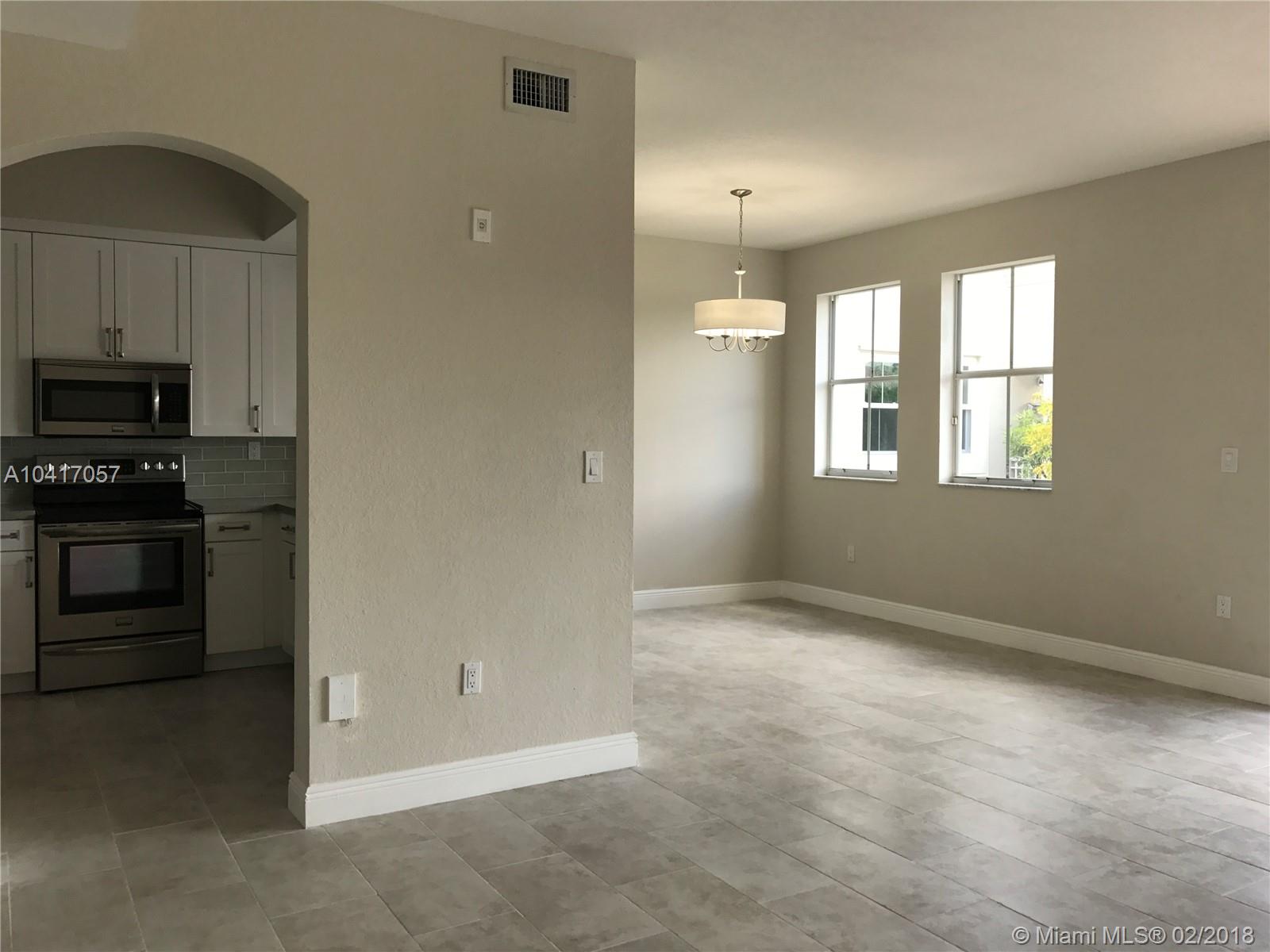 VERY LUMINOUS AND SPACIOUS APARTMENT WITH 3 BEDROOMS AND 2 ½ BATHROOMS IN A BEAUTIFUL LANDSCAPE PRIVATE COMMUNITY.
EXCELLENT LOCATION, CLOSE TO DORAL, DIRECT ACCESS TO PALMETTO.
CLOSE TO SHOPPING CENTERS, MALLS AND SCHOOLS.
COMMUNITY HAS A CLUB HOUSE WITH POOL, PLAYGROUND, GYM AND PARTY ROOM.
TILE FLOORS IN KITCHEN, BATHROOMS AND LIVING AREA. WOOD FLOORS THROUGHOUT BEDROOMS.
WASHER AND DRYER INSIDE UNIT.
UNIT IS IN EXCELLENT CONDITION AND HAS BEEN REMODELED ONLY A YEAR AGO. AC IS ONLY ONE YEAR OLD.