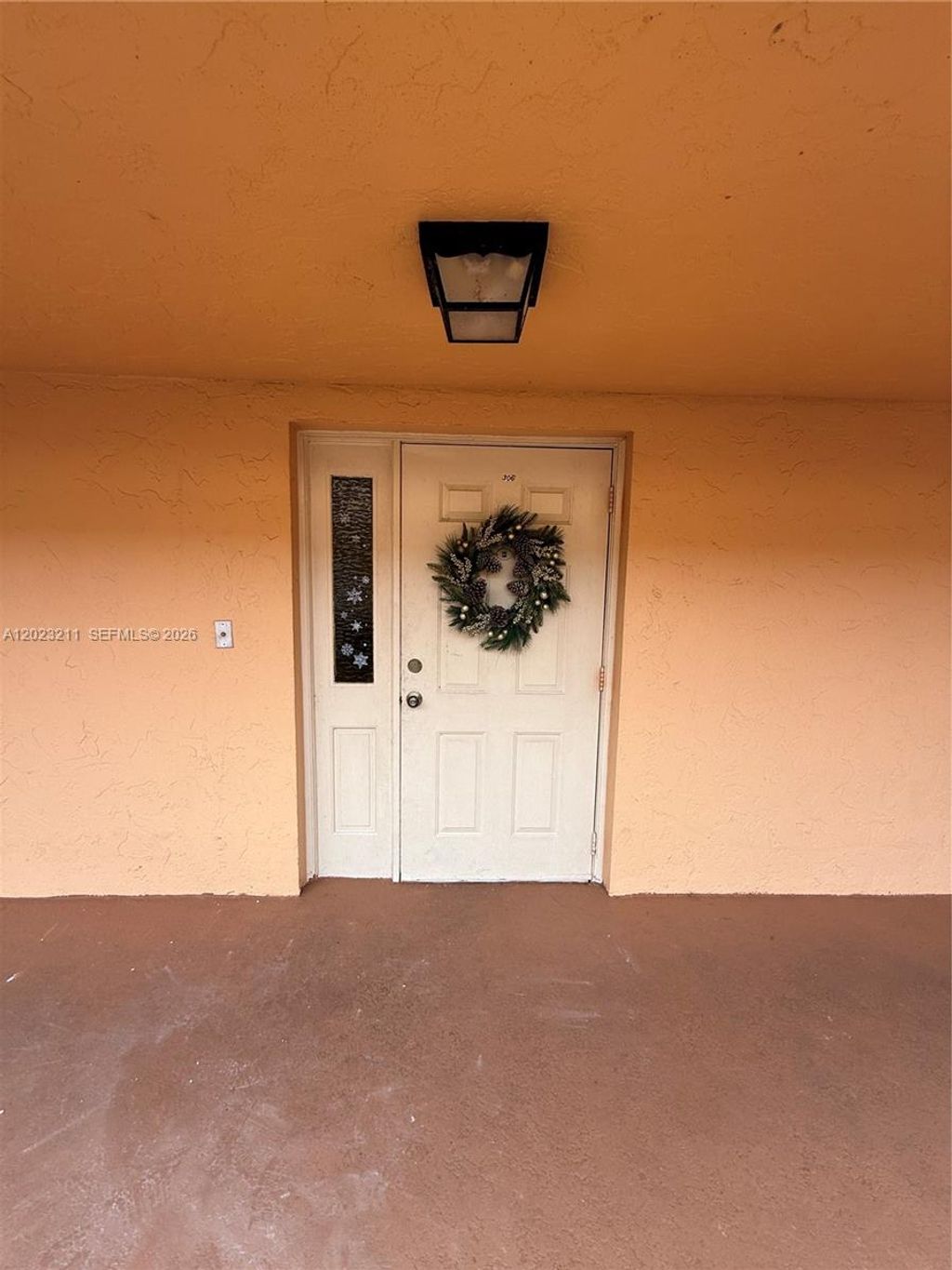 Photo of 450 Commodore Dr #306, Plantation, FL 33325 (MLS # A12023211)